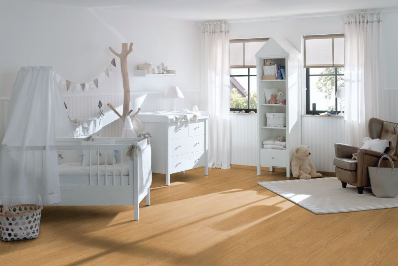 Podlahy - Egger Basic Laminate / DC8110 Dub Savannah - foto Podlahy - Egger Basic Laminate / DC8110 Dub Savannah - foto