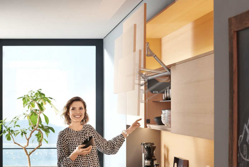 Nábytkové kovanie - BLUM / Aventos HL - foto Nábytkové kovanie - BLUM / Aventos HL - foto