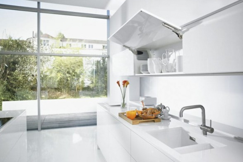 Nábytkové kovanie - BLUM / Aventos HK - foto Nábytkové kovanie - BLUM / Aventos HK - foto