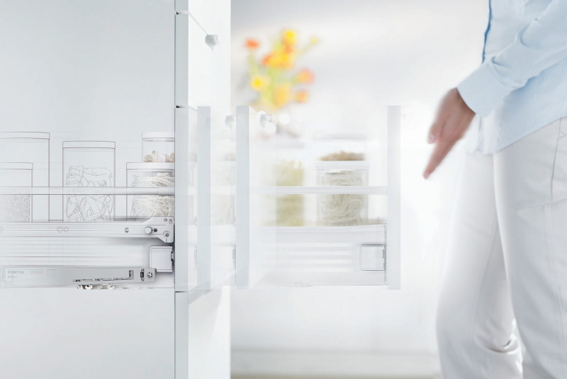 Nábytkové kovanie - BLUM / METABOX - foto Nábytkové kovanie - BLUM / METABOX - foto