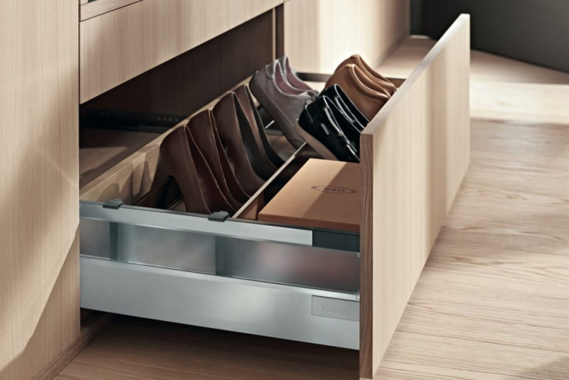 Nábytkové kovanie - BLUM / TANDEMBOX - foto Nábytkové kovanie - BLUM / TANDEMBOX - foto